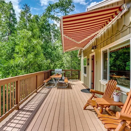 Rustic Oakhurst Retreat Less Than 4 Mi To Bass Lake!